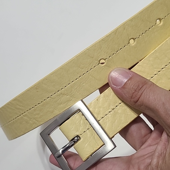 Vintage yellow leather belt size M - Picture 9 of 9